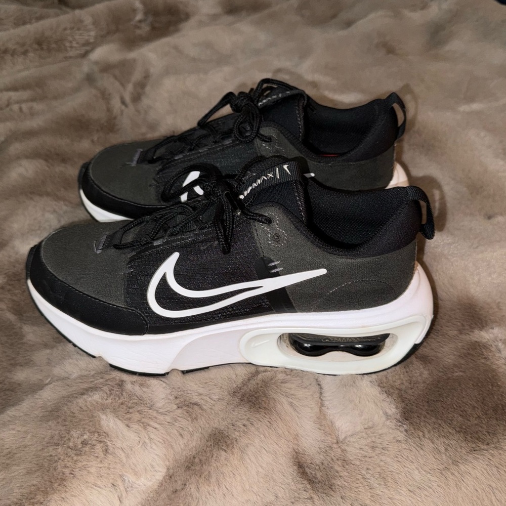 Nike Airmax Interlock